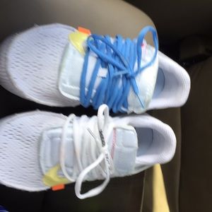 Off white shoes used no box